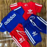 ست تیشرت شلوارک اسپرت بچگانه پسرانه دخترانه طرح آدیداس سایزبندی 40 تا 55 دارای 4 رنگ ترند سال