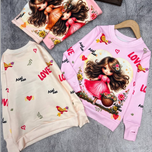 بلوز تک دخترانه طرح دخترک گلفروش آستین فینگردار سایز 45 تا 60