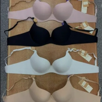 سوتین فومی دکلته