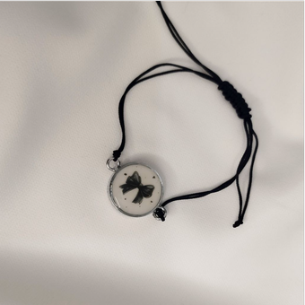 دستبند طرح پاپیون رزینی