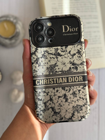 قاب گوشی آیفون دیور گلدار نقره‌ای محافظ لنز دار💐