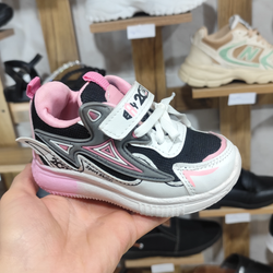 کفش بچه گانه مدل 2023 سفید صورتی بندی و چسبی