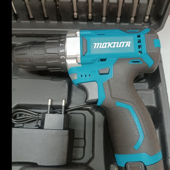 دریل چکشی ماکیتا مدل BS- MT182  مجموعه 26 عددی