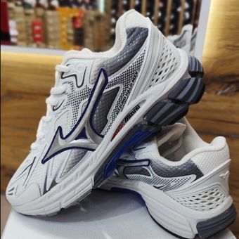 کتونی میزانو هالومیکس در دو رنگ مشکی و سفید