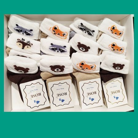 جوراب عمده جوراب نوزادی پنبه ای اعلا سایز نوزاد تا 18 ماه پنبه سوپر اعلا طرح خرس 4طرحی زمینه نباتی