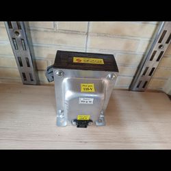 ترانس 500 وات 110 به 220 ولت آلومینیوم