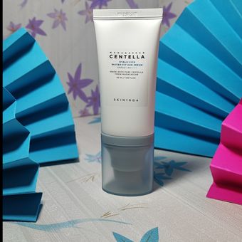 ضدآفتاب سنتلا اسکین 1004