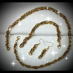 ست زنجیری طلایی مدل رویال ماه‌بانو