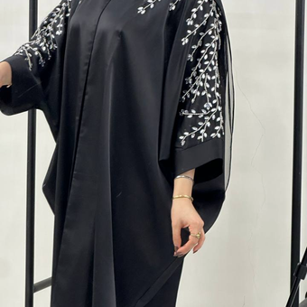 عبا ساتن زارا