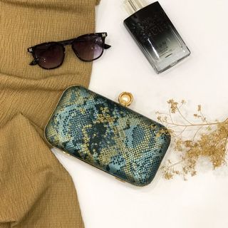 کیف چرم زنانه مجلسی پوست ماری دستی و دوشی دست دوز