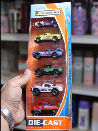 ماشین فلزی پک 6عددی