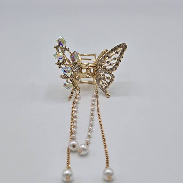 کلیپس آویزدار مجلسی مدل پروانه با رنگ ثابت