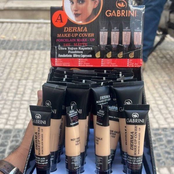 کرم پودر فول کاور Maku_up حجم 40 میلی لیتر با SpF15