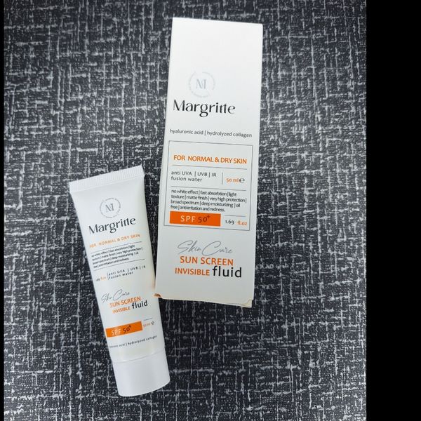 فلوئید ضد آفتاب بی رنگ مارگریت با SPF50 چرب و خشک