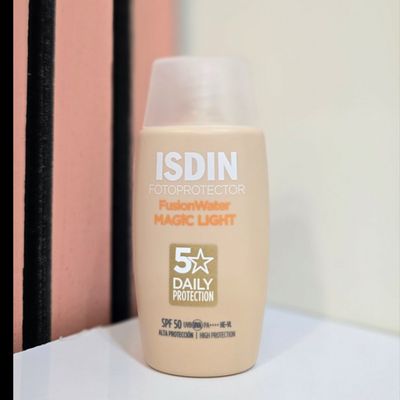 ضد آفتاب رنگی لایت فیوژن واتر مجیک spf50