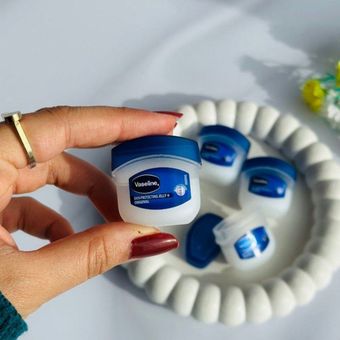 مینی وازلین لب اورجینال