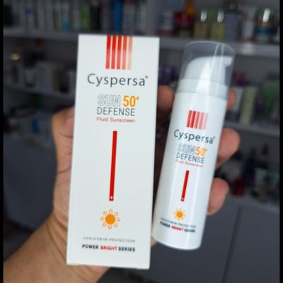 ضد آفتاب فلوئیدی سیسپرسا مدل Sun Defence با SPF50 مناسب انواع پوست حجم 50 میلی لیتر