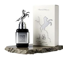 ادکلن بارق مشکی الوطنیه