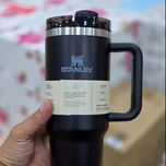 ماگ استندلی در رنگهای مختلف مدل QUENCHER H20