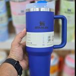 شیکر استنلی 590 میل مخزن دار مدل Activate Shaker Bottle رنگ مشکی همراه با توری