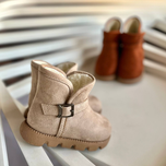نیم بوت مدل آگ سایز 21 و 23 و 30 کد 916407