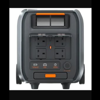 پاور استیشن گرین لاین مدل Green Lion RG-2400 Power Station with 2400Wh 50000mAh LiFePO4 Battery