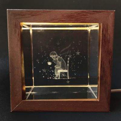 چراغ کریستالی مدل شازده کوچولو و گل سرخ