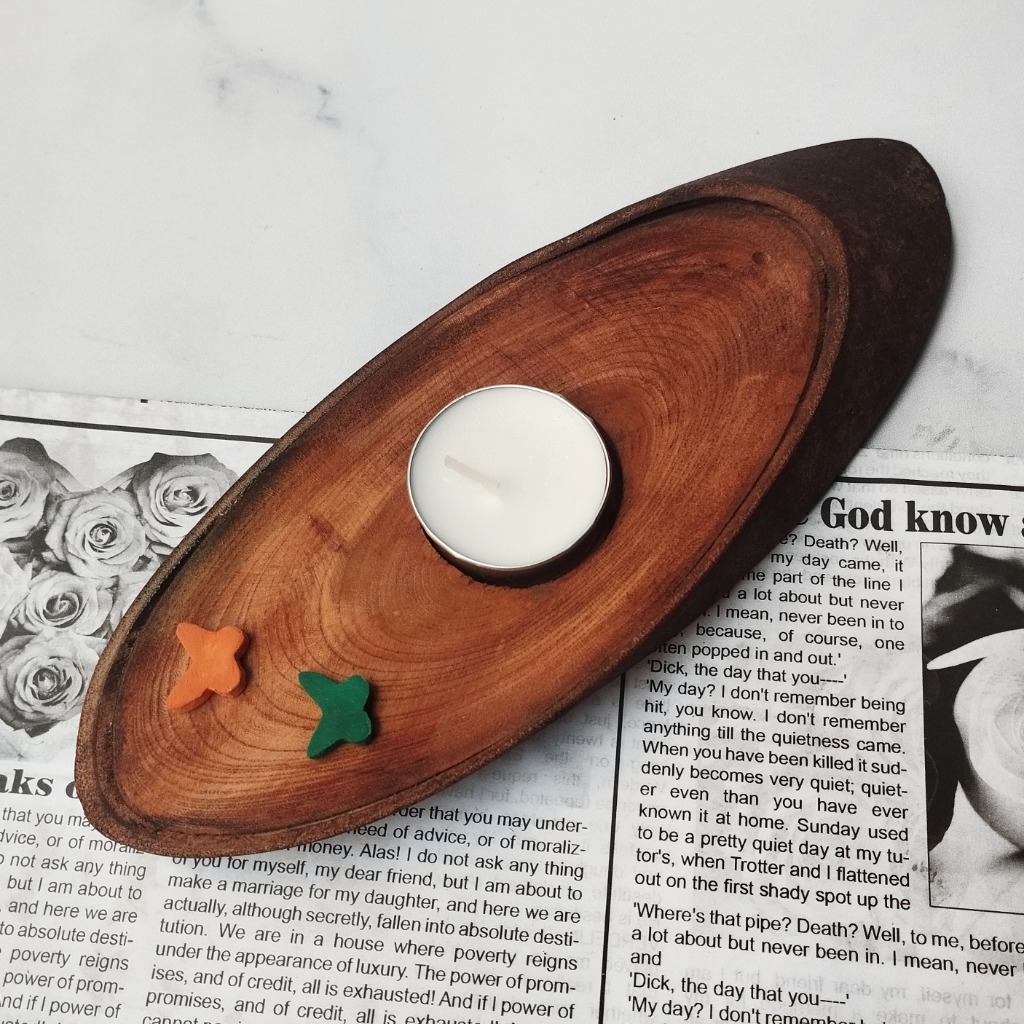 جا شمعی چوبی مدل پروانه