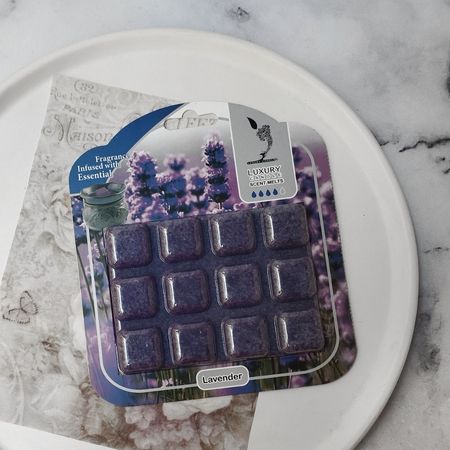 اسانس جامد رایحه لاوندر برند لاکچری