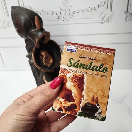 عود آبشاری رایحه چوب صندل برند داربوی دارشان