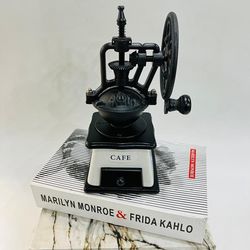 آسیاب دستی قهوه مدل چرخ دنده مشکی سفید