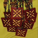 گردنبند درفش کاویانی