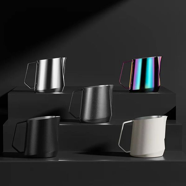 پیچر شیر 600 میلیلیتری بمبر MHW‑3BOMBER سری GT – پیچر حرفهای لاته آرت استیل 304 با دهانه U شکل