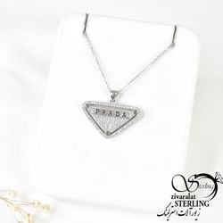 گردنبند زنانه نقره 925عیار مثلثی نگین دار کد 1294