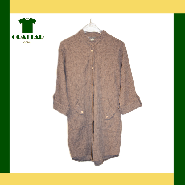 سوفیا یقه ایستاده