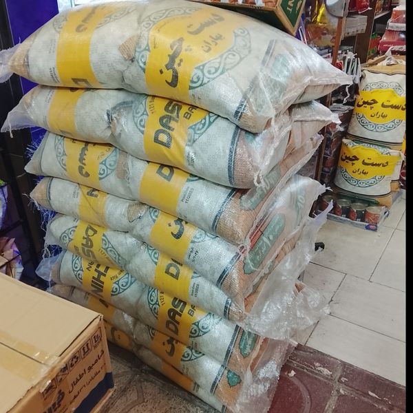 برنج سفید دانه بلند پاکستانی ویژه دست چین