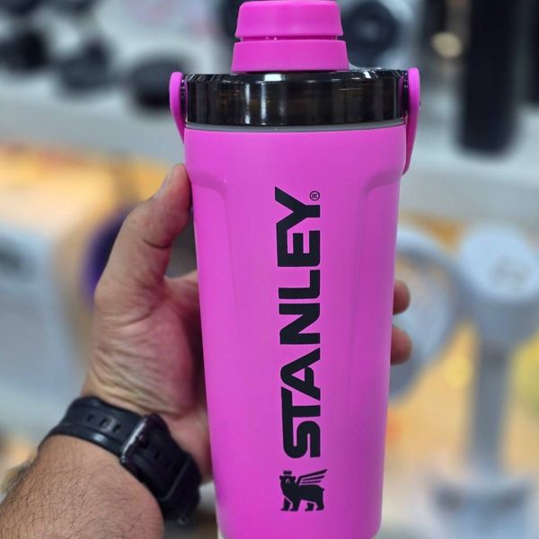 بطری شیکر باشگاهی برند Stanley اورجینال