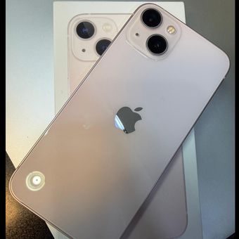 گوشی موبایل اپل مدل iPhone 13 CH صورتی دو سیم‌ کارت ظرفیت 256 گیگابایت و رم 4 گیگابایت ( کارکرده )