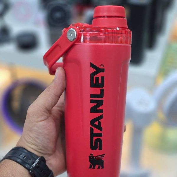 بطری شیکر باشگاهی برند Stanley اورجینال
