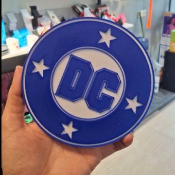 دکوری لوگو DC