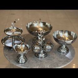 سرویس لاله فلزی