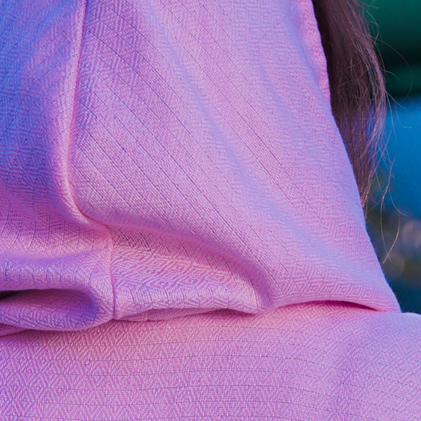 پانچو (حوله ساحلی) با رنگ بندی صورتی روشن - شماره 108/01