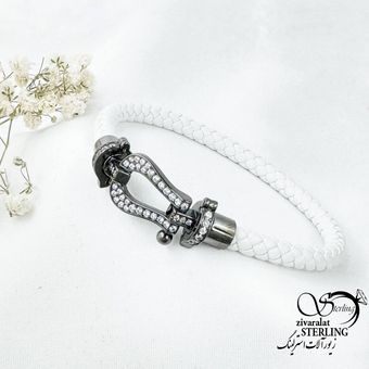 دستبند چرم سفید و پلاک استیل نگین دار کد 16354