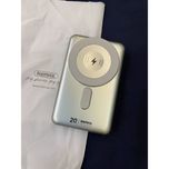 پاوربانک ریمکس مدل CX-2 ظرفیت 10000 میلیآمپر- قابلیت مگسیف وایرلس