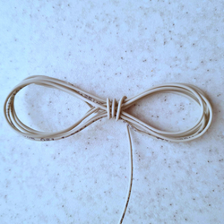 سیم سیلیکون نسوز 10 متری سایز 0/25 رنگ سفید