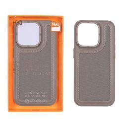 قاب اورجینال HDD برزنتی دور چرم دوخت دار Apple iPhone 15 Pro - سبز (پک دار)