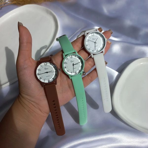 ساعت سلیکونی