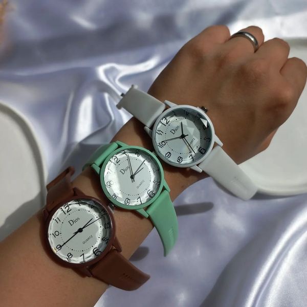 ساعت سلیکونی