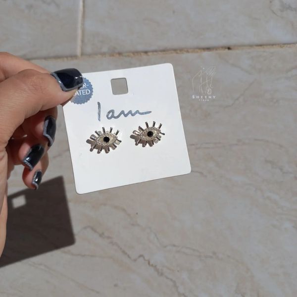 گوشواره چشم