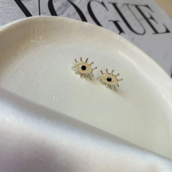 گوشواره چشم